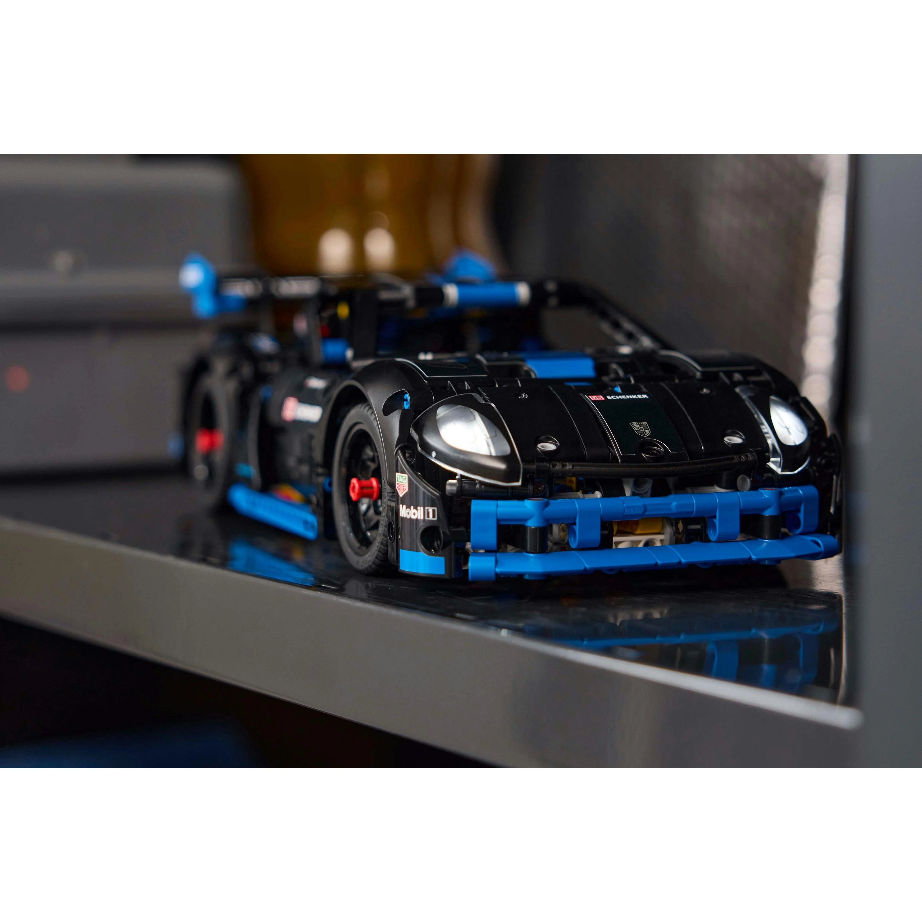 LEGO - Auto da corsa Porsche GT4 e-Performance 42176 - Image 21