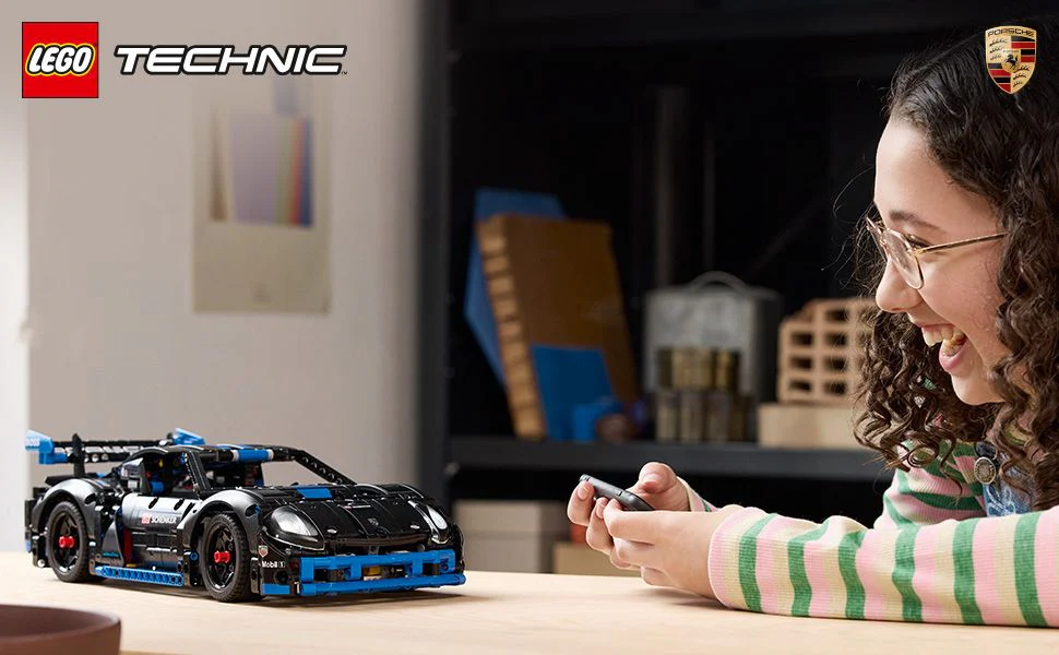 LEGO - Auto da corsa Porsche GT4 e-Performance 42176 - Image 28
