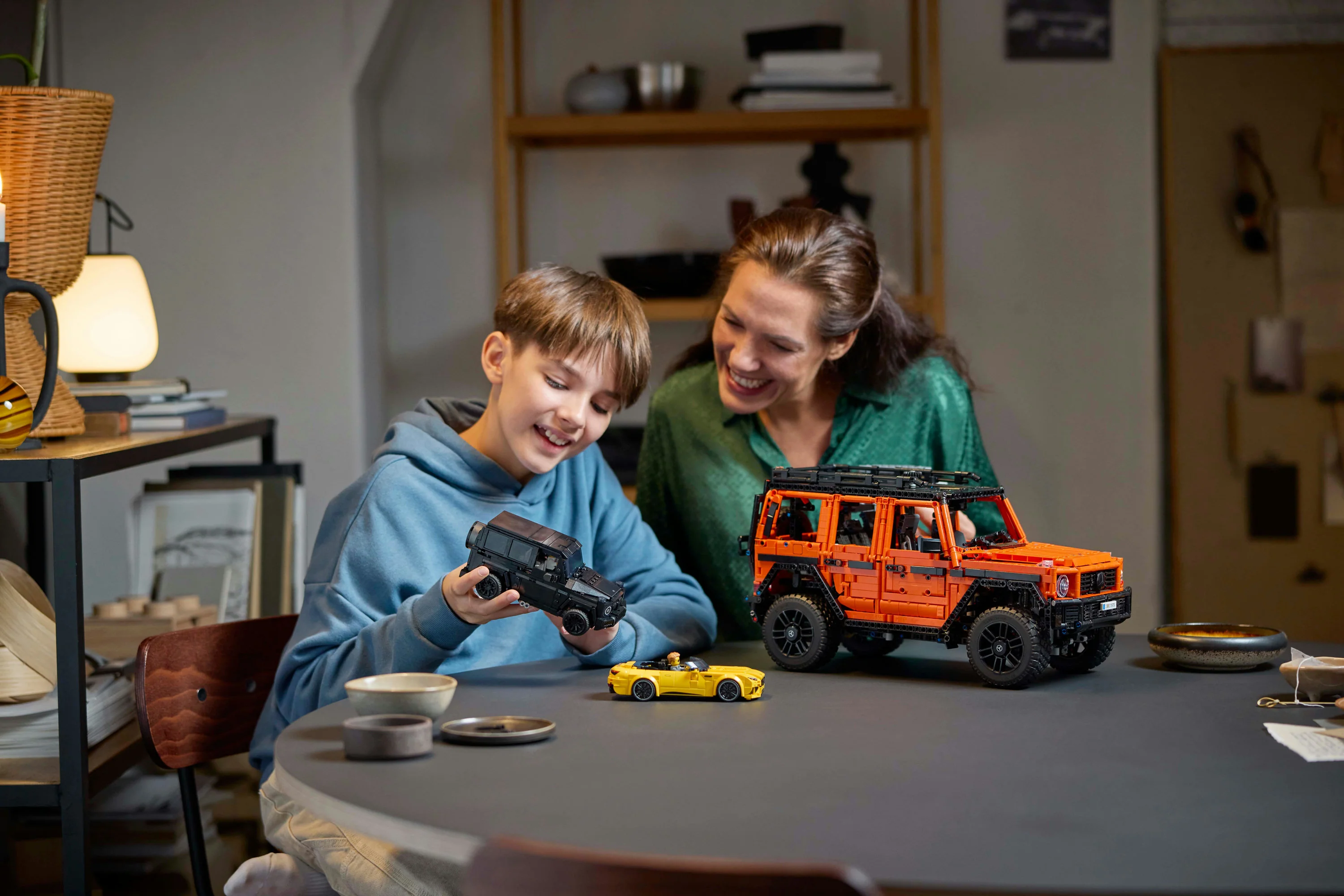 LEGO - Mercedes-Benz G 500 Professional Line 42177 - Image 29