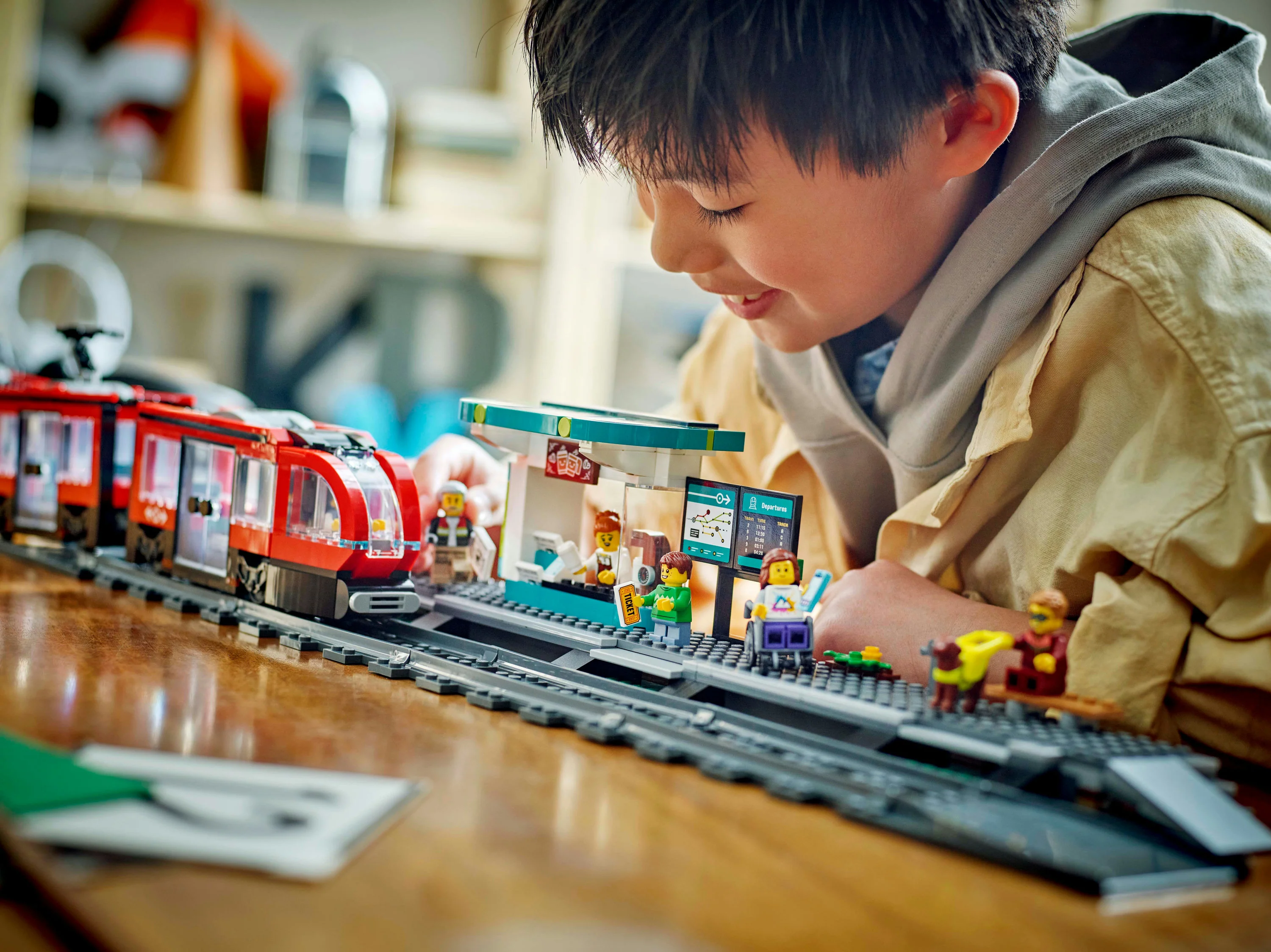 LEGO - Tram E Fermata Del Tram 60423 - Image 19