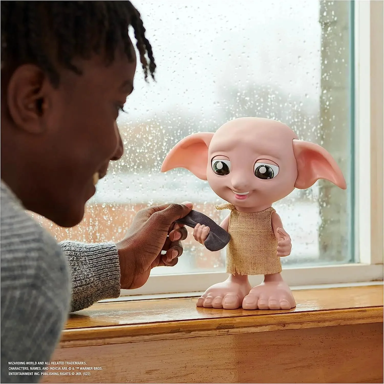 Spin Master - WIZARDING WORLD Dobby Elfo Interattivo - Image 4